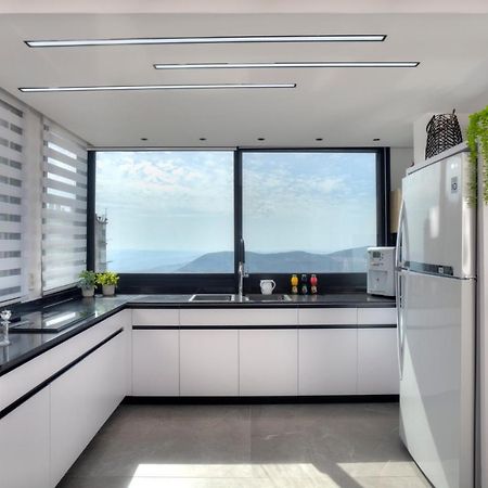 Villa Open Skys Safed Exterior foto